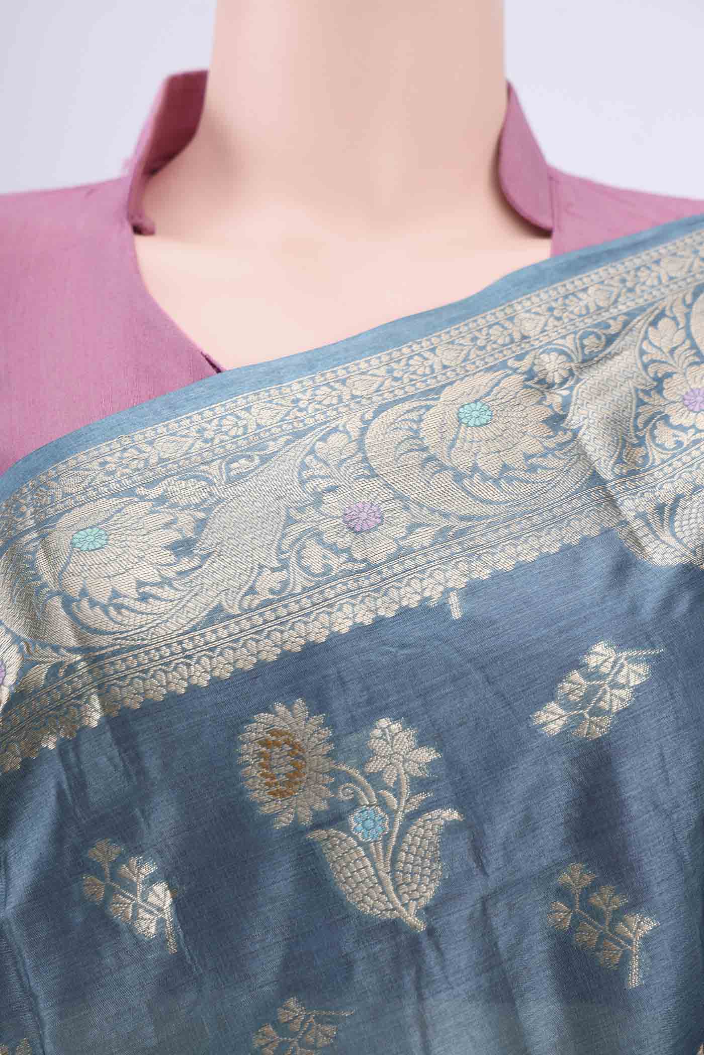 Border image of Maya Blue Banarasi Tussar Silk Saree with Zari And Thread Butta on the body and Zari And Thread Border. 