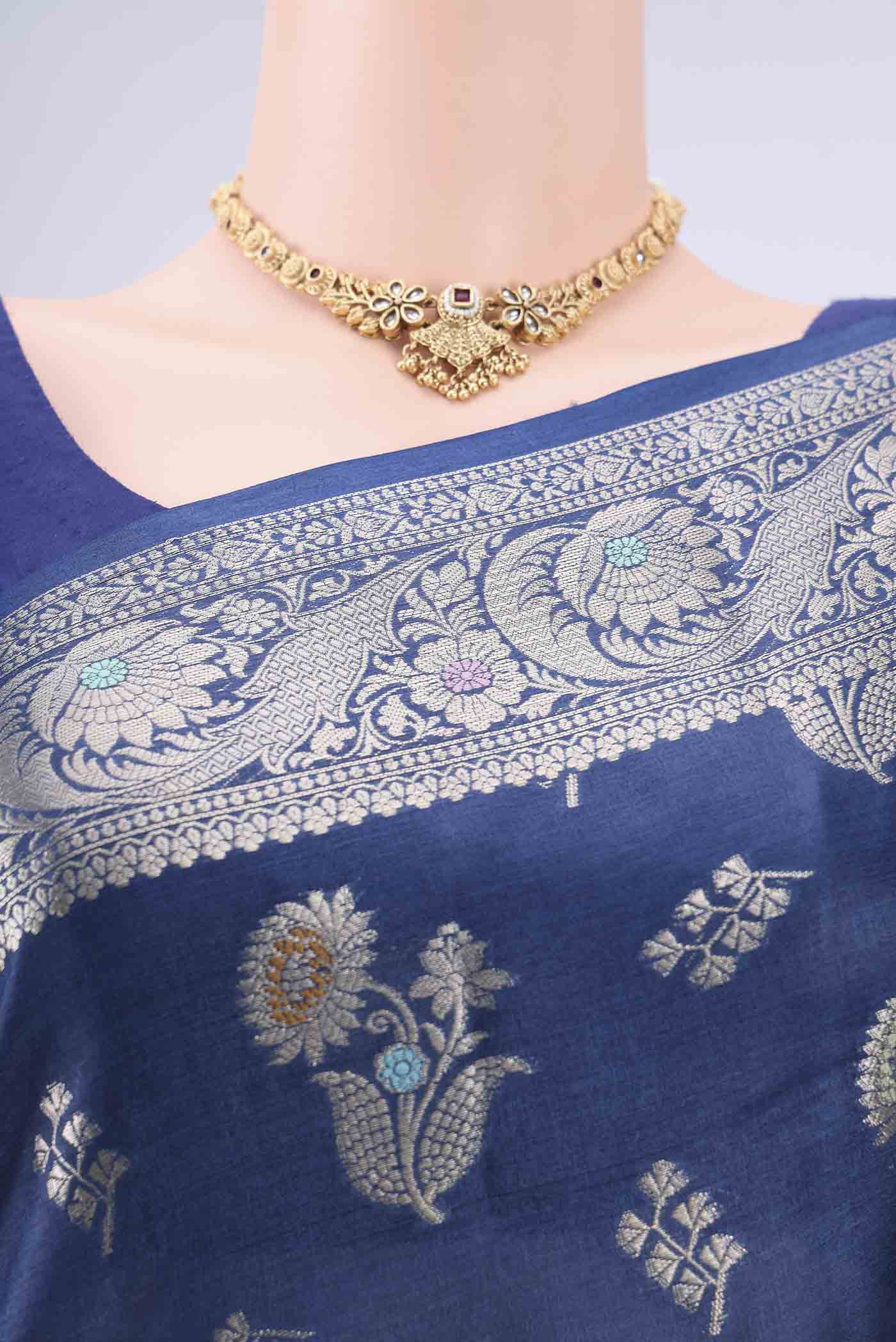 Border image of Blue Banarasi Tussar Silk Saree with Zari And Thread Butta on the body and Zari And Thread Border. 