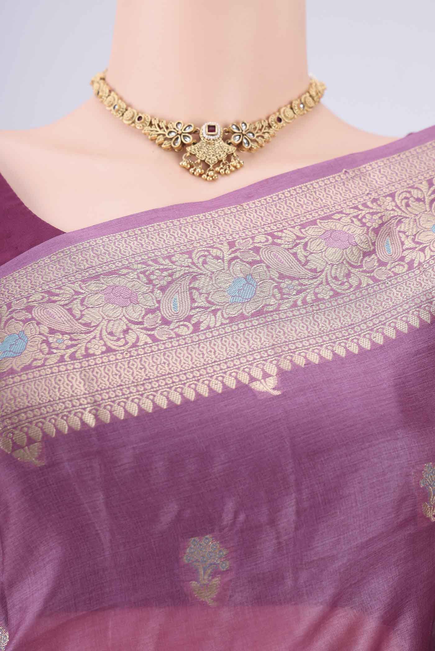 Border image of Light Magenta Banarasi Tussar Silk Saree with Zari And Thread Butta on the body and Zari And Thread Border. 