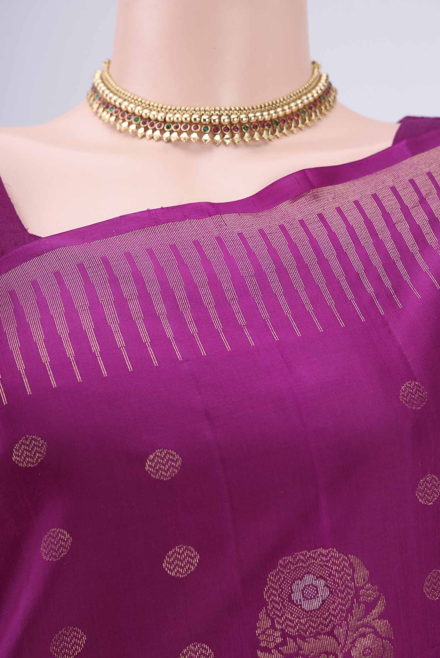 Border image of Magenta Soft Silk Saree with Zari Butta on the body and Zari Border. 