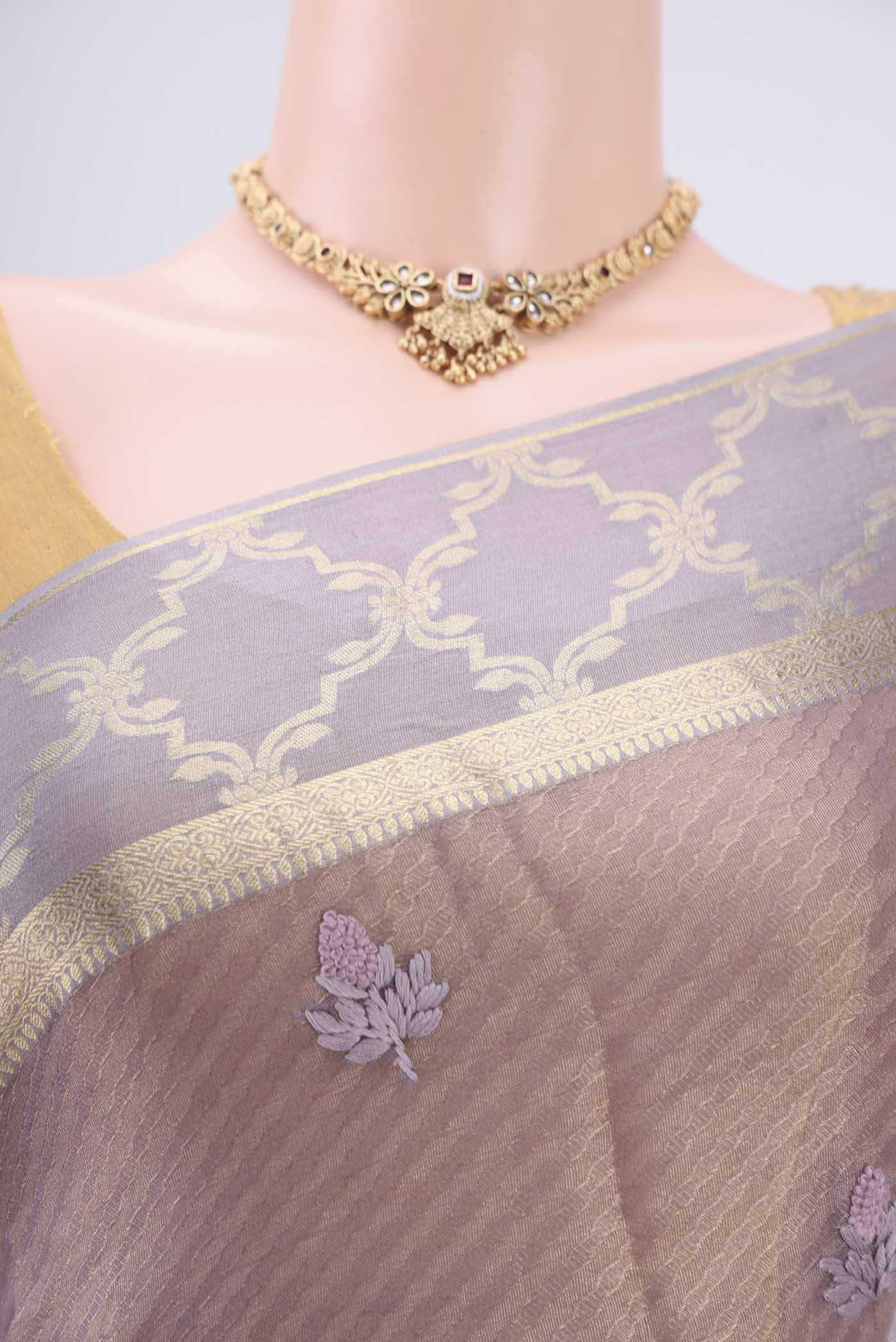 Border image of Mauve Mysore Georgette Saree with Embroidery on the body and Zari Border. 