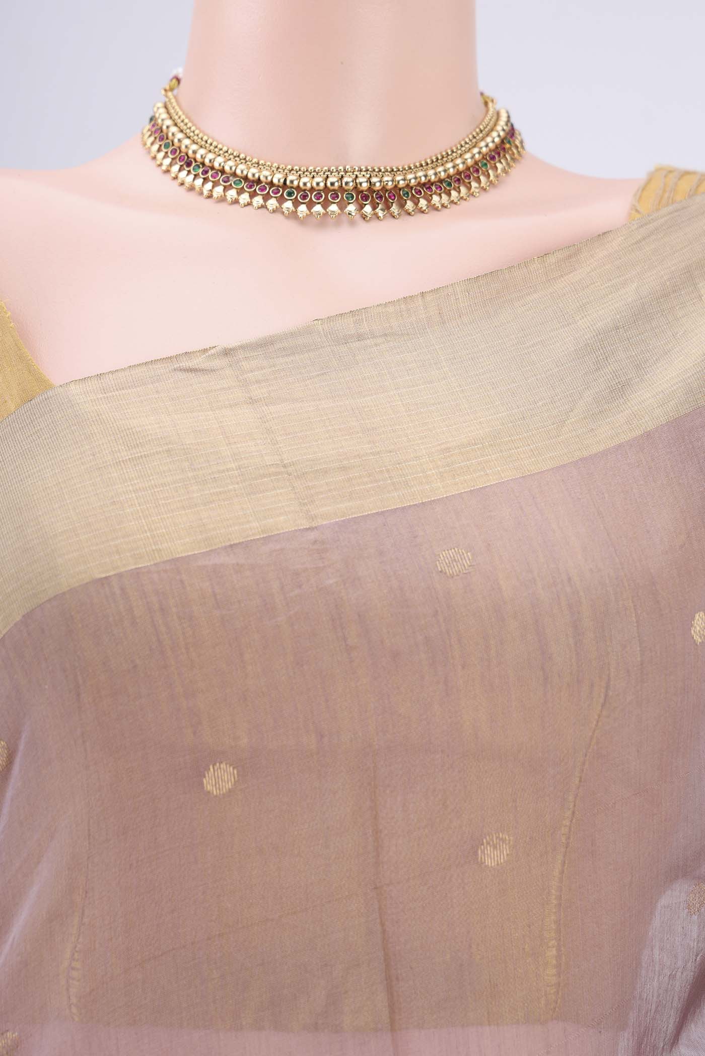 Border image of Mauve Chanderi Silk Cotton Saree with Zari Butta on the body and Zari Border. 