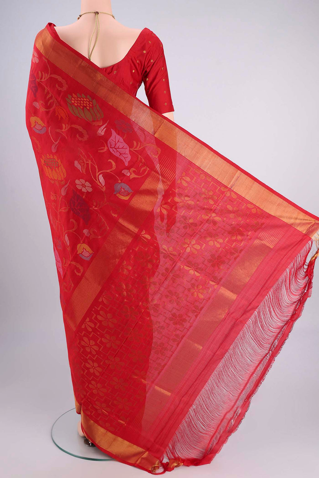 Flat view of Pure Silk Pure Zari Red Uppada Saree with Jamdani on the body and Zari Border. 