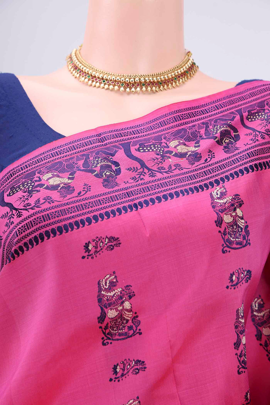 Border image of Pink Baluchari Silk Saree with Thread Butta on the body and Thread Border. 