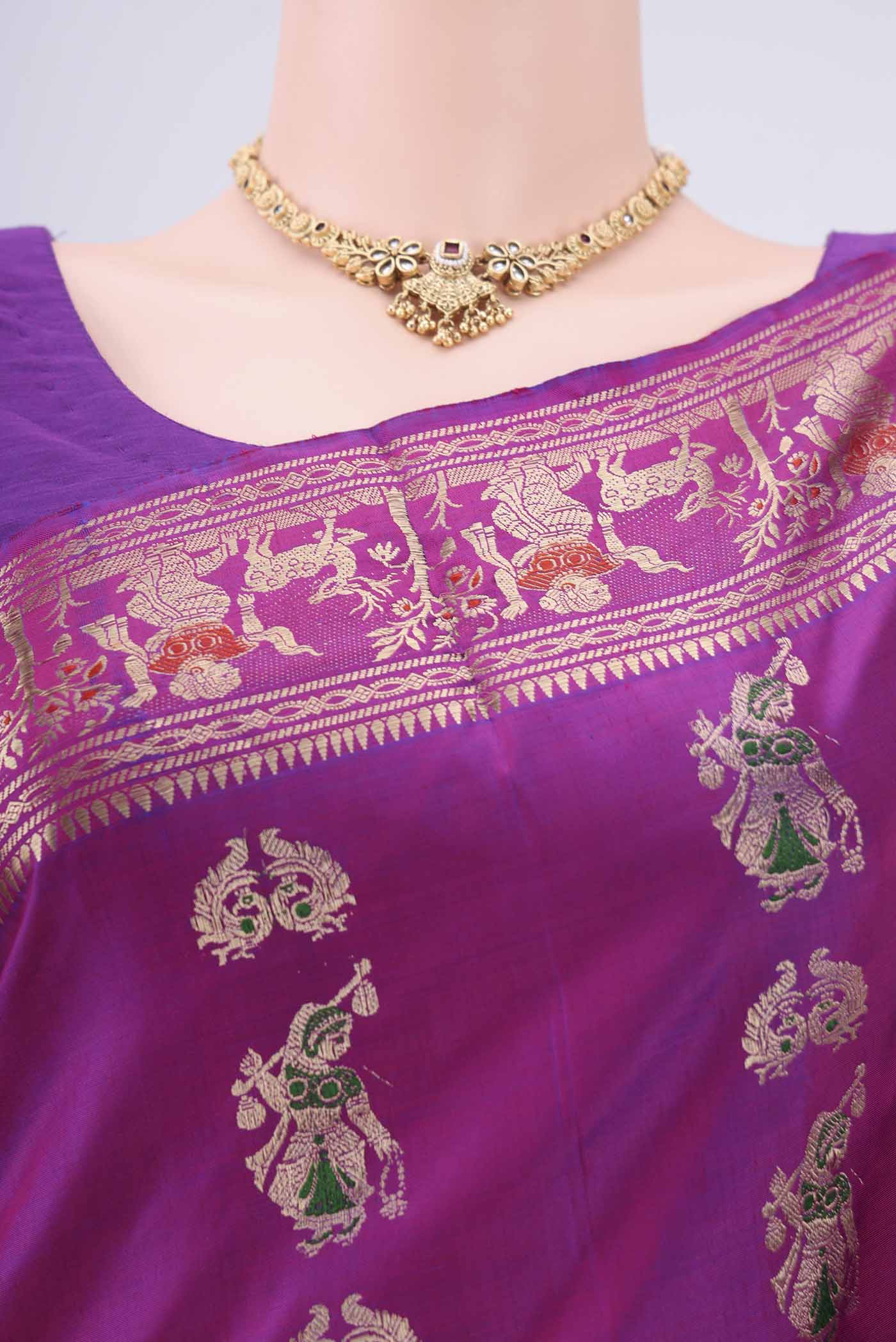 Border image of Purple Baluchari Silk Saree with Zari And Thread Butta on the body and Zari And Thread Border. 