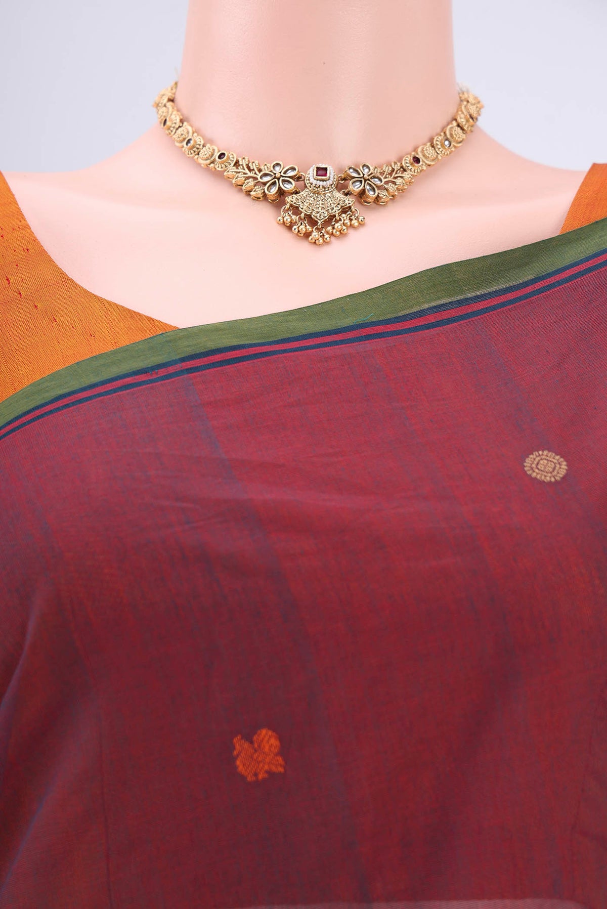 Border image of Brown Coimbatore Cotton Saree with Thread Butta on the body and Thread Border. 