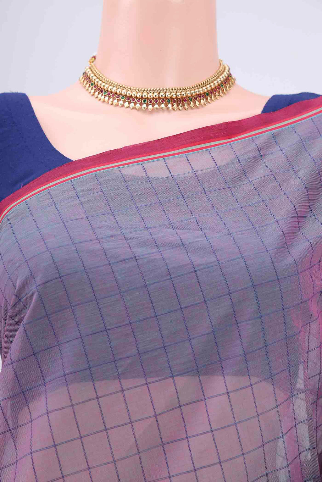 Border image of Purple Coimbatore Cotton Saree with Thread Butta on the body and Thread Border. 