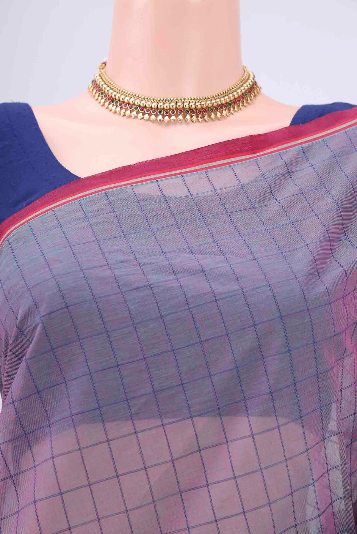 Border image of Purple Coimbatore Cotton Saree with Thread Butta on the body and Thread Border. 