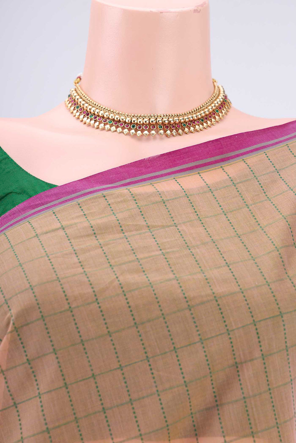 Border image of Beige Coimbatore Cotton Saree with Thread Butta on the body and Thread Border. 