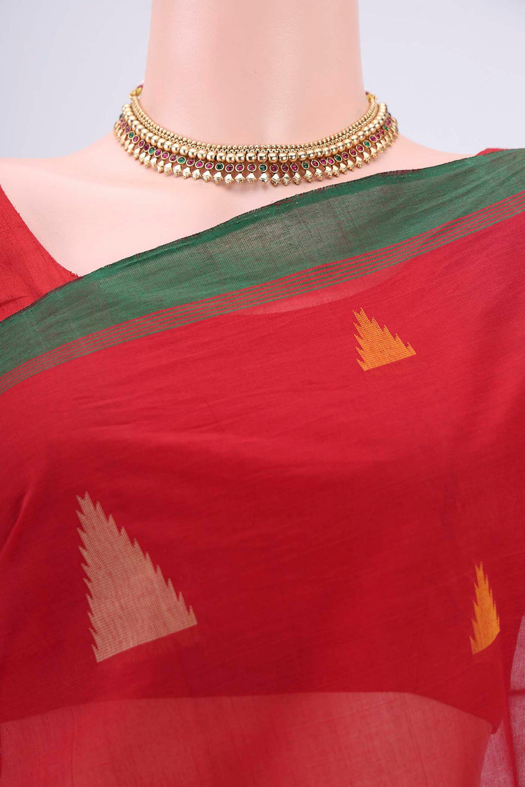 Border image of Deep Red Coimbatore Cotton Saree with Thread Butta on the body and Thread Border. 