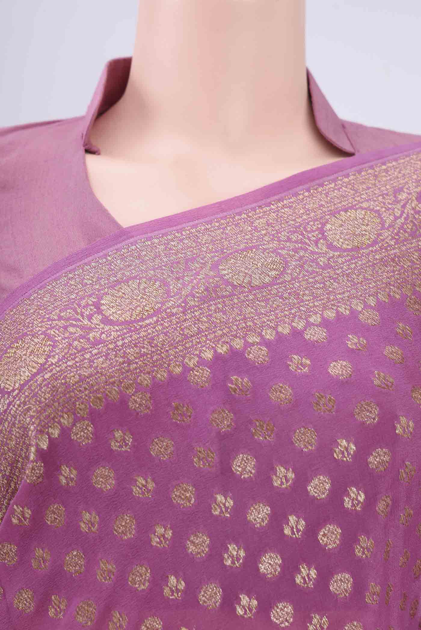 Border image of Rose pink Banarasi Georgette Saree with Zari Butta on the body and Zari Border. 