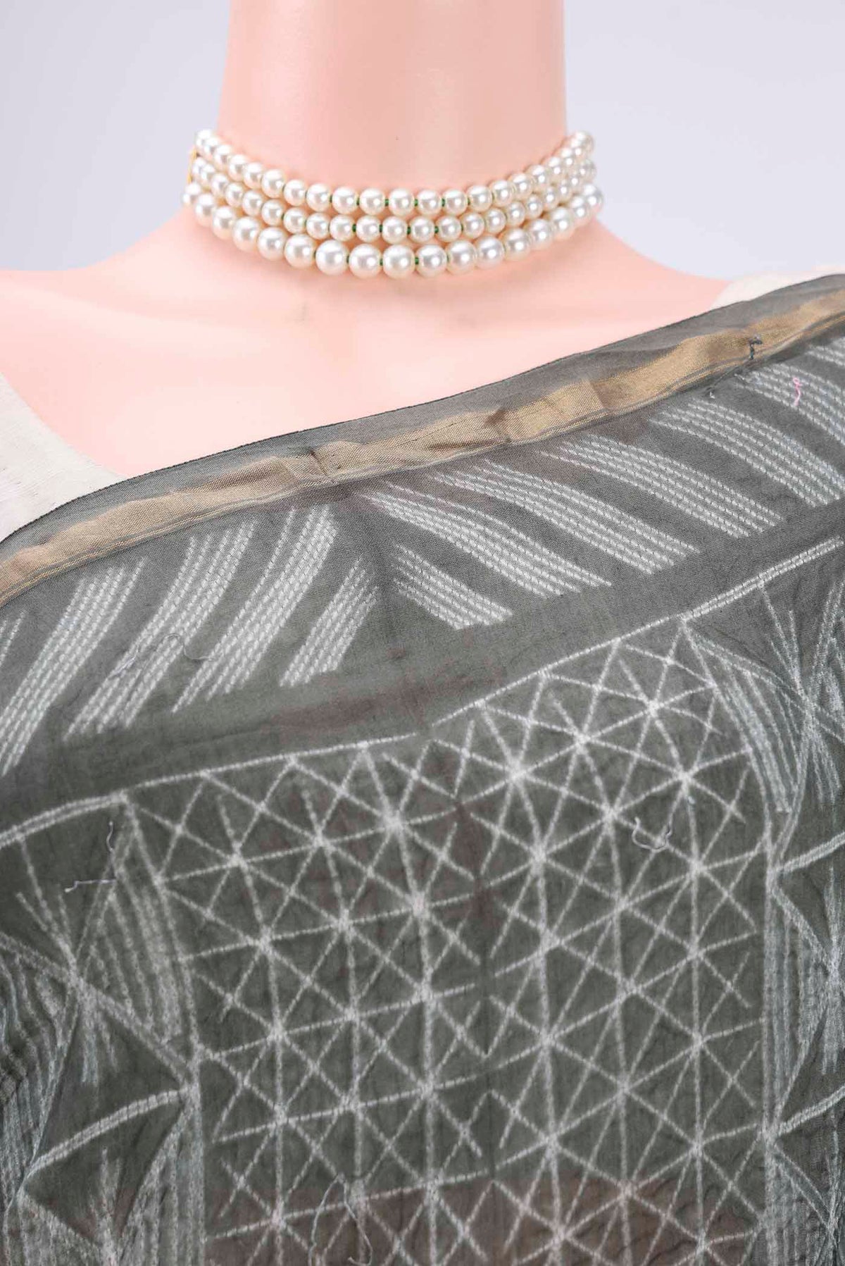 Border image of Sage Green Dual Tone Chanderi Silk Saree with Printed design on the body and Thin Zari Line. 