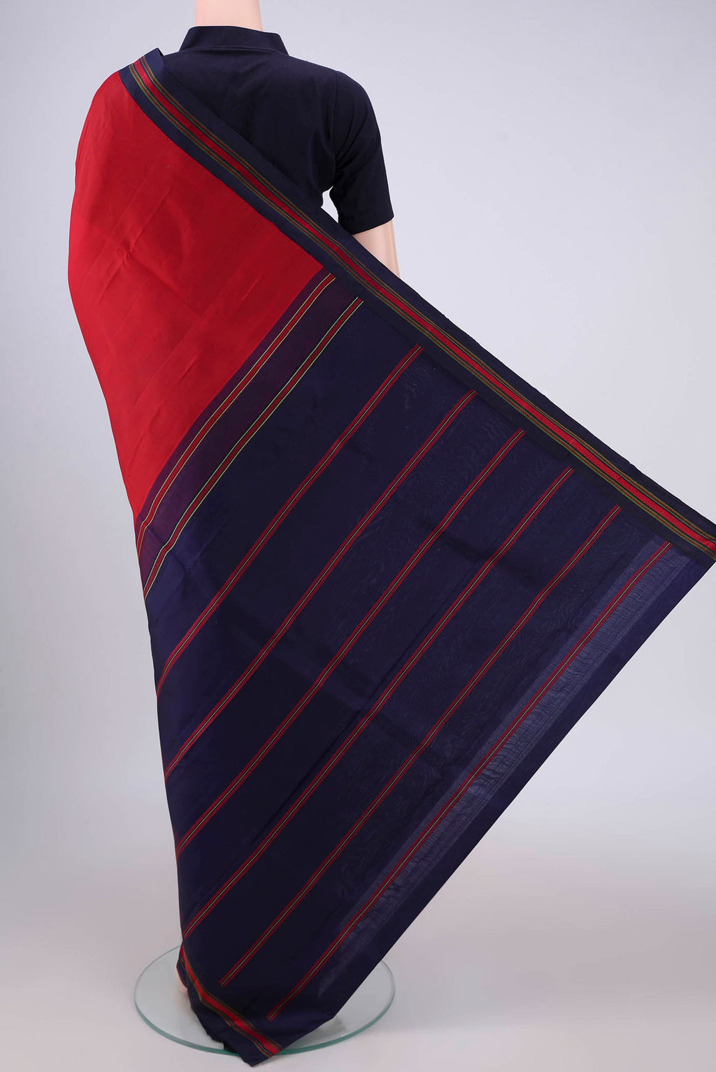Flat view of Red Dual Tone Kanjivaram Silk Saree with Plain Body and Thread Border. 