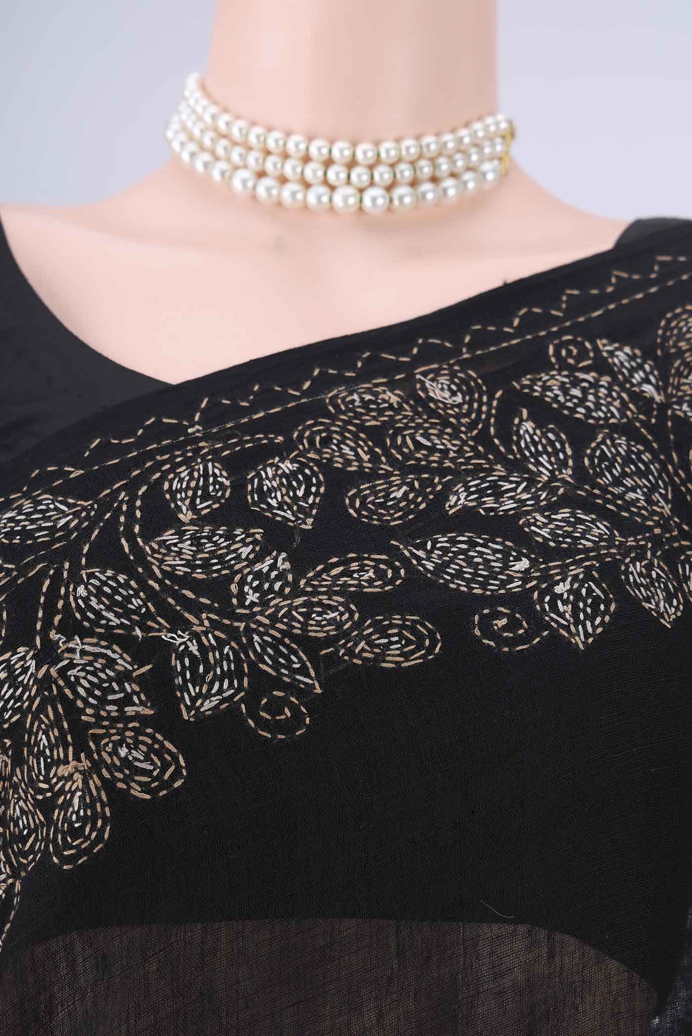 Border image of Black Linen Cotton Saree with Kantha Work on the body and Thread Border. 