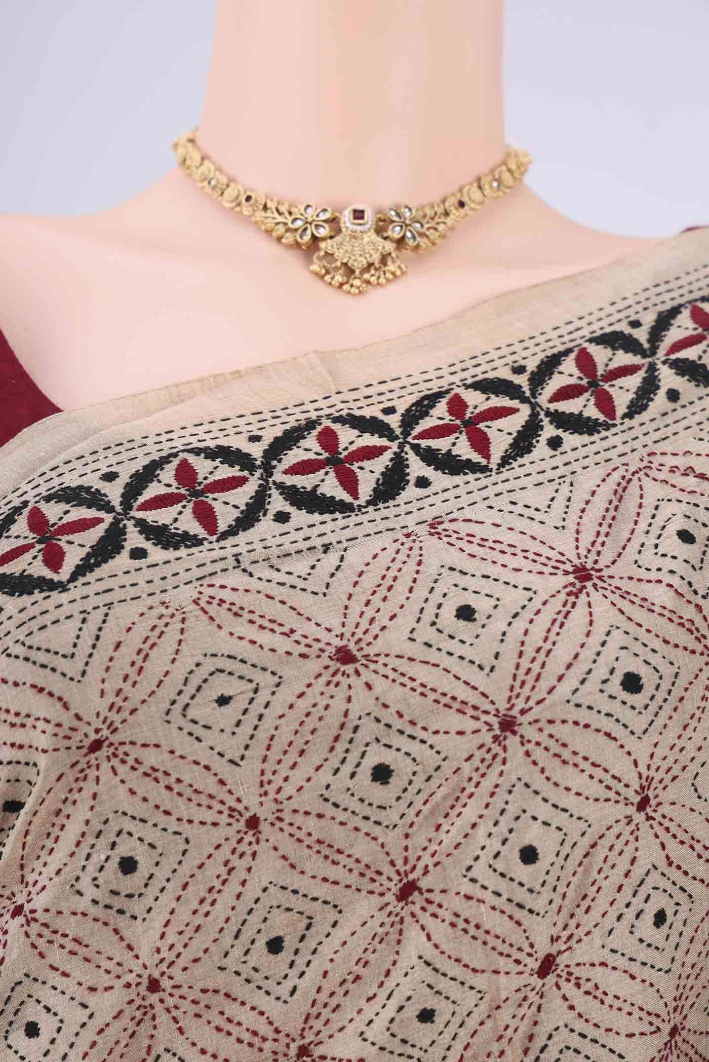 Border image of Beige Kantha Silk Saree with Kantha Work on the body and Thread Border. 