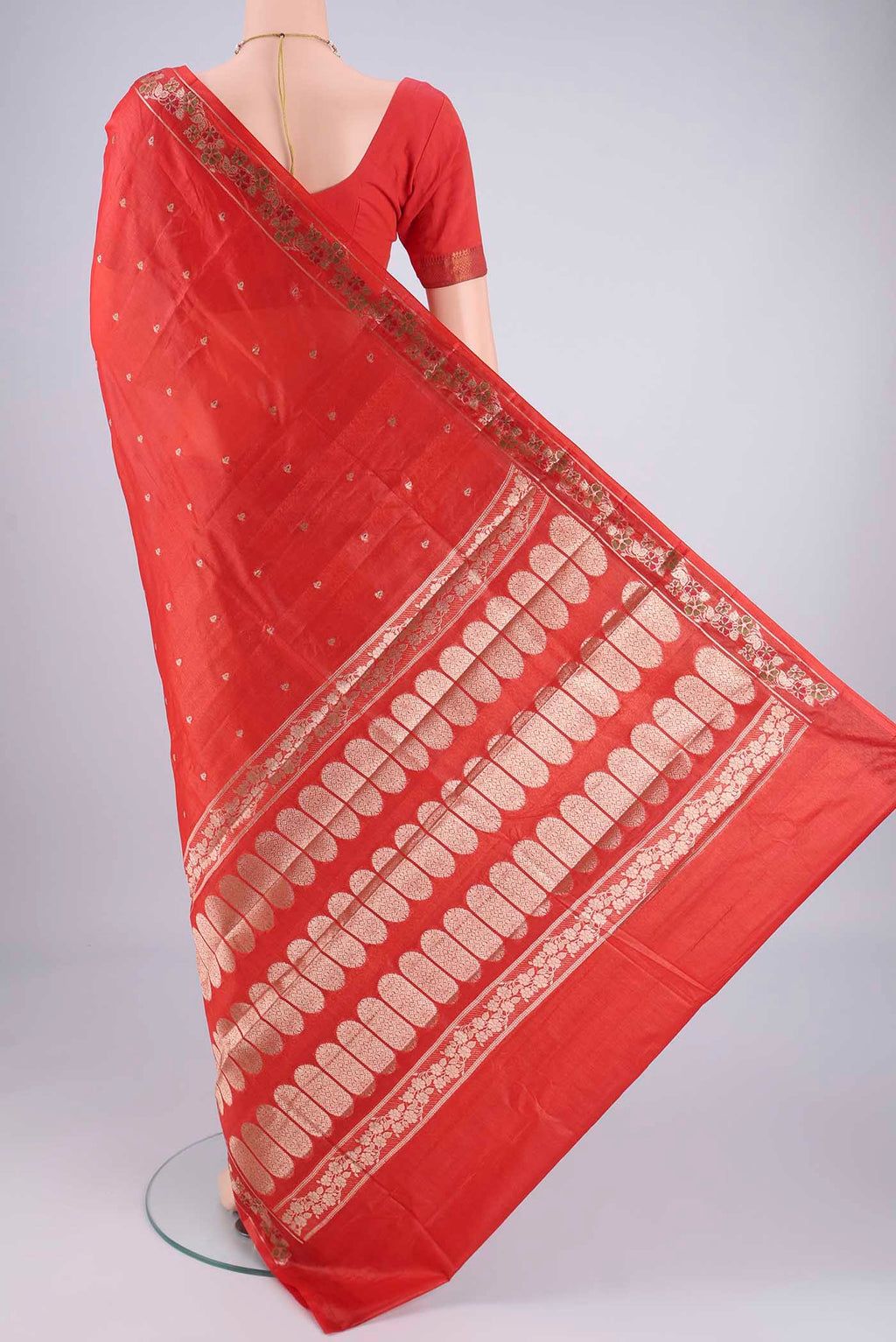 Flat view of Imperial Pink Banarasi Tussar Silk Saree with Zari And Thread Butta on the body and Zari And Thread Border. 