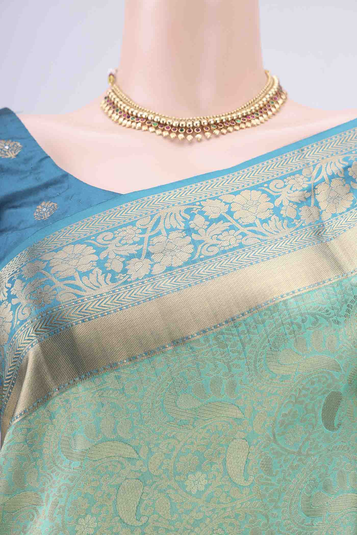 Border image of Orange with Pink Dual Tone Soft Silk Saree with Zari Brocade on the body and Zari Border. 