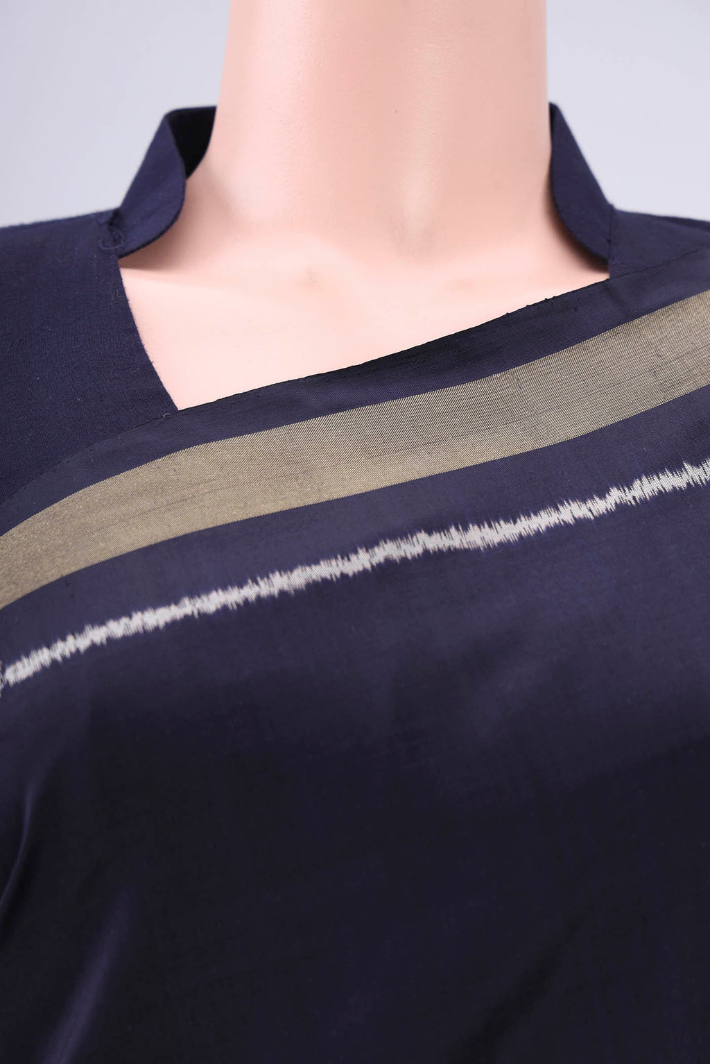 Border image of Navy Blue Pochampally Silk Saree with Ikat design on the body and Zari Border. 