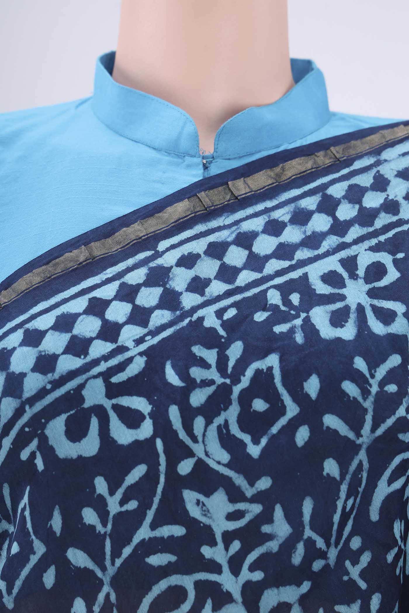 Border image of Navy Blue Chanderi Silk Saree with Batik Print on the body and Zari Border. 