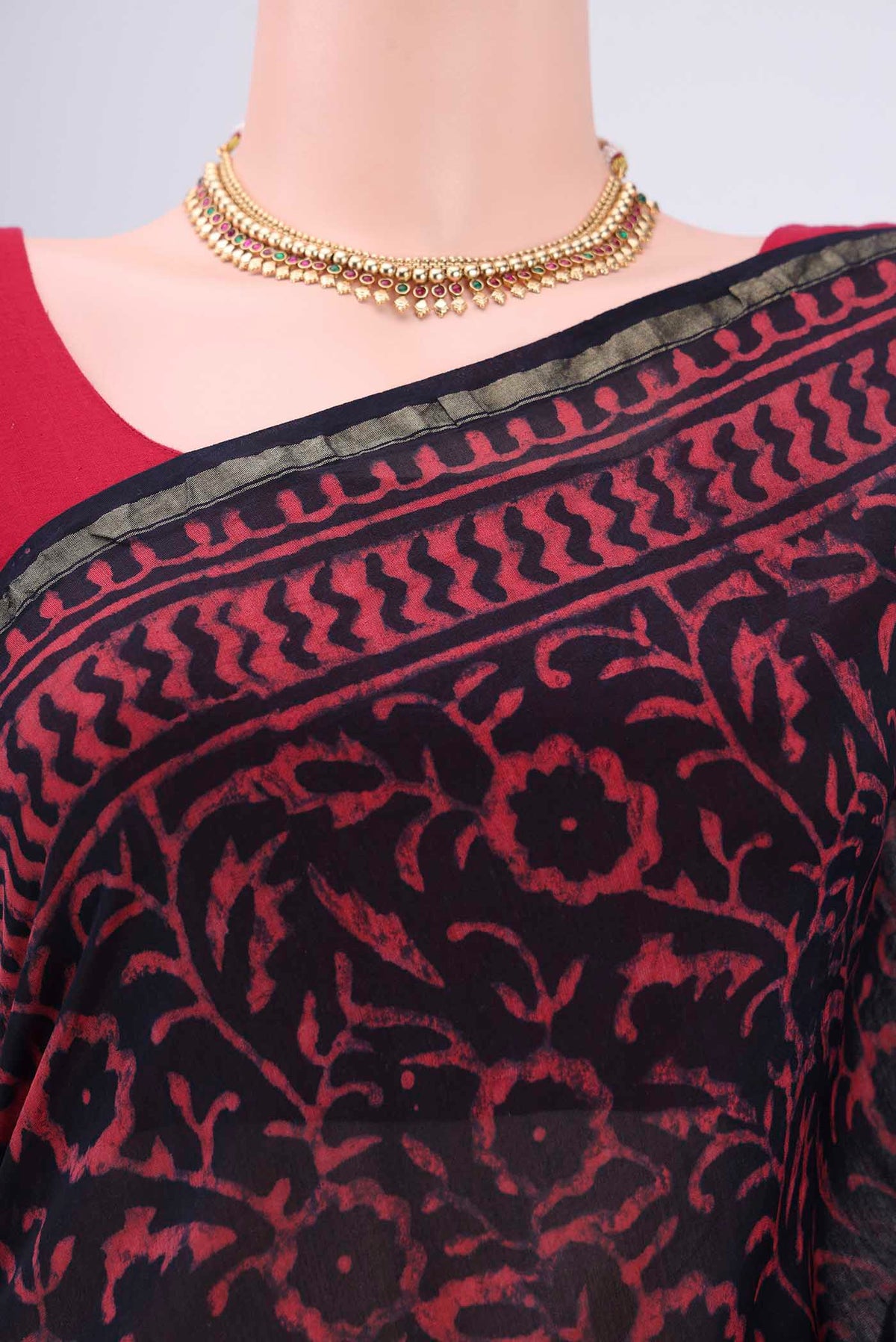 Border image of Navy Blue Chanderi Silk Saree with Batik Print on the body and Zari Border. 