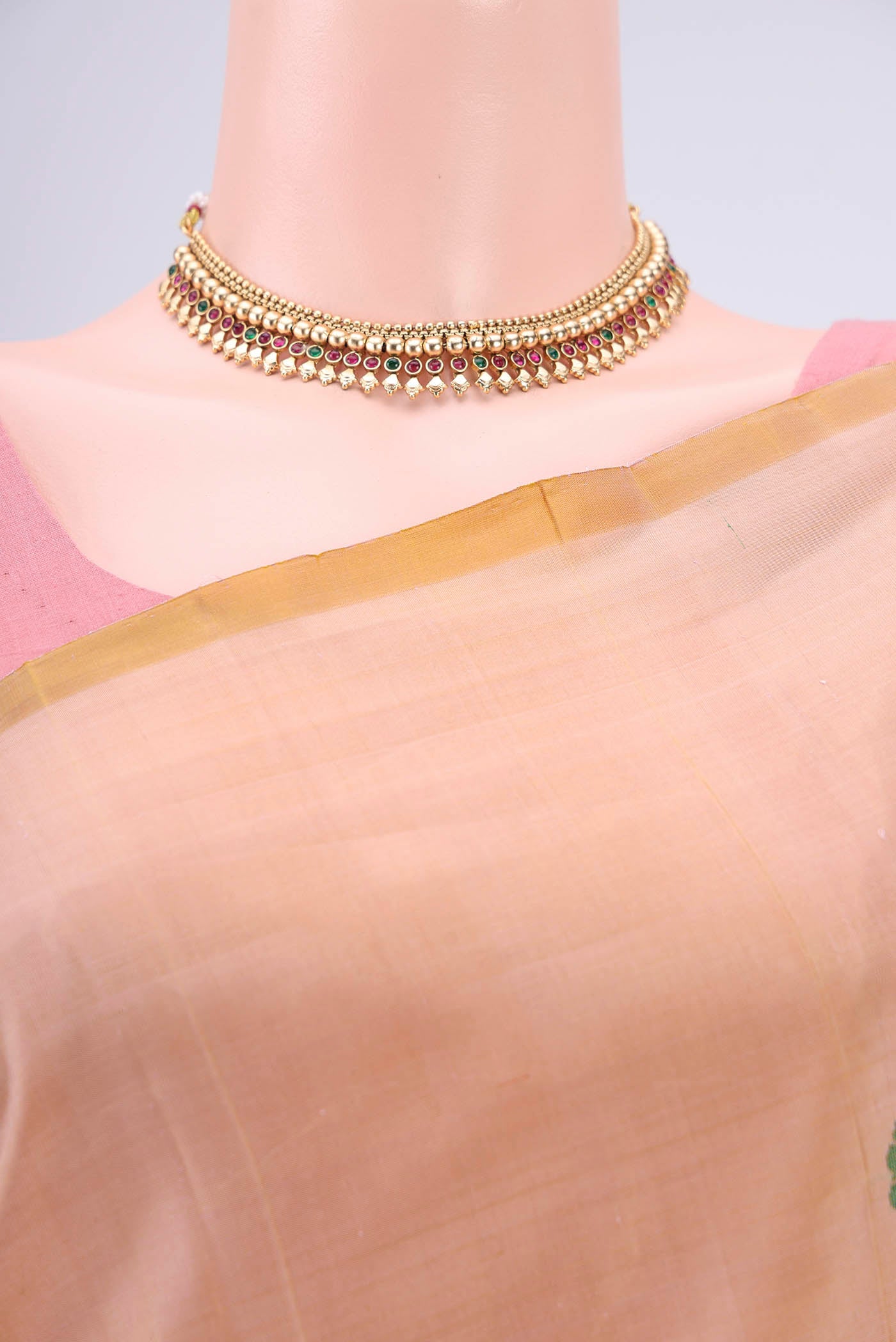 Border image of Beige Kanjivaram Silk Saree with Thread Butta on the body and One Side Border. 