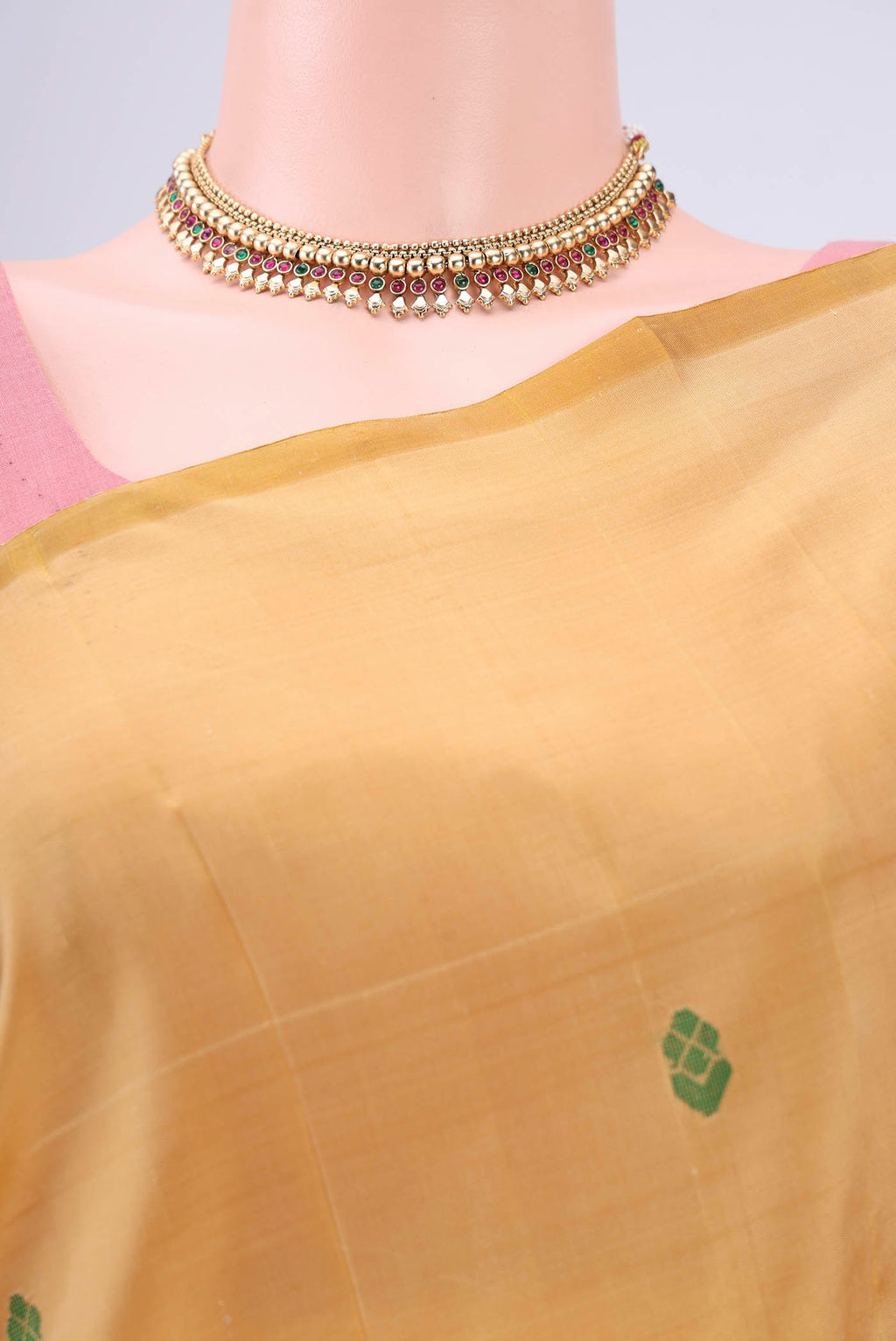 Border image of Beige Kanjivaram Silk Saree with Thread Butta on the body and One Side Border. 