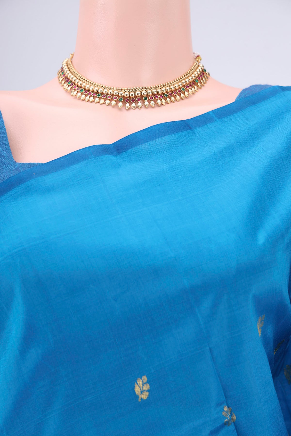 Border image of Blue Kanjivaram Silk Saree with Zari Butta on the body and One Side Border. 