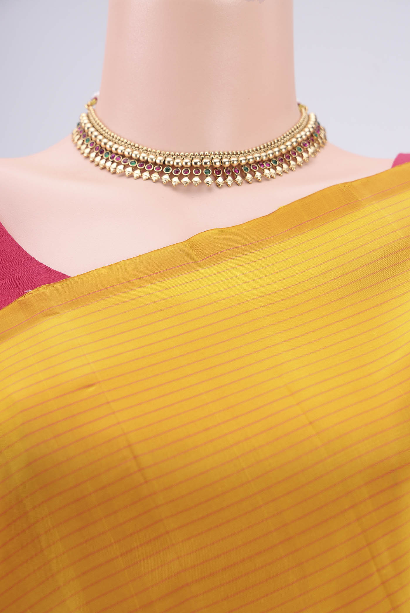 Border image of Mustard Kanjivaram Silk Saree with Stripes on the body and One Side Border. 