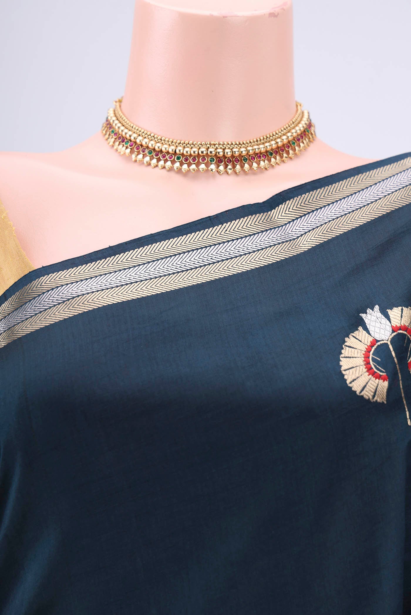Border image of Navy Blue Banarasi Katan Silk Saree with Zari Butta on the body and Zari Border. 