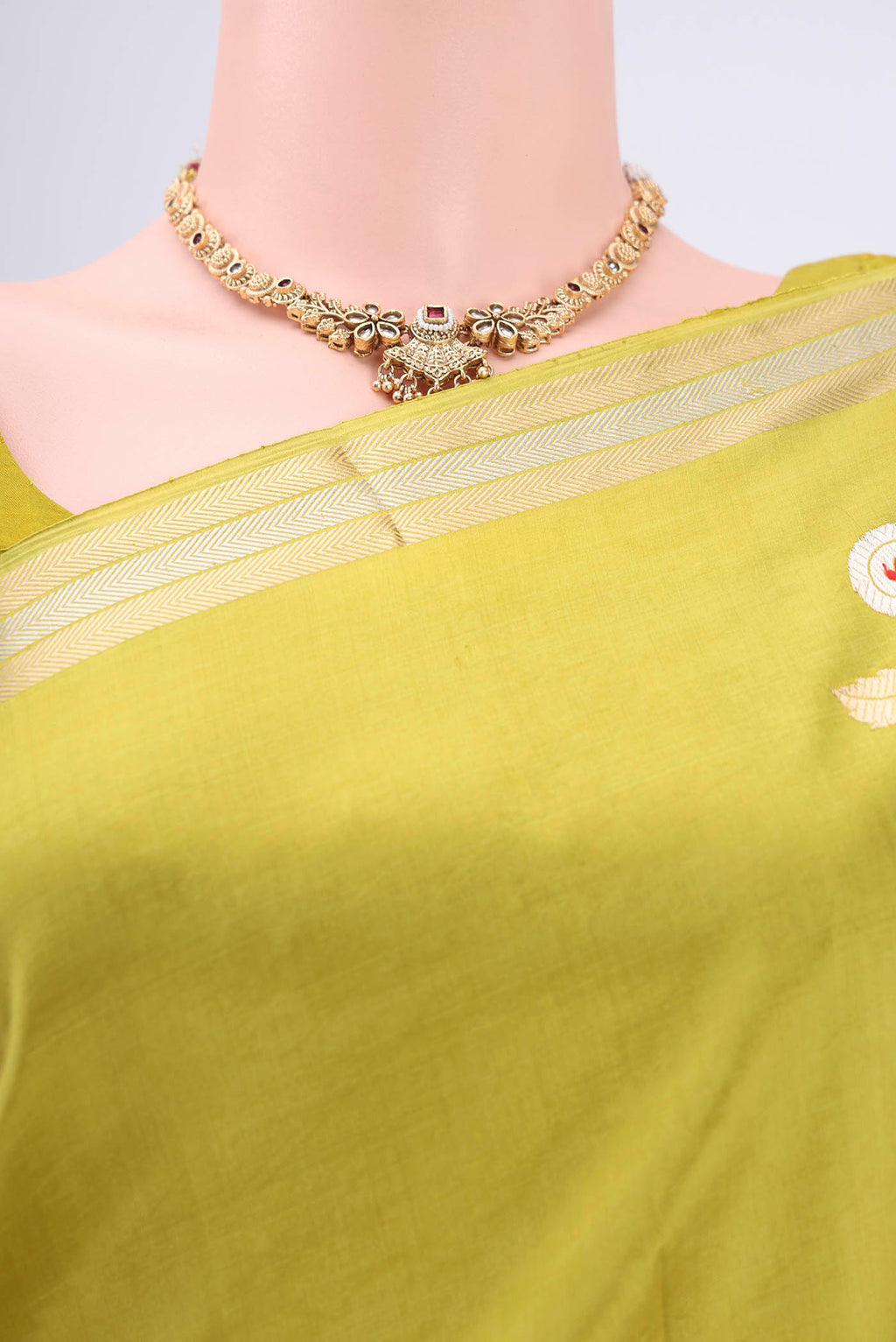 Border image of Light Green Banarasi Katan Silk Saree with Zari Butta on the body and Zari Border. 