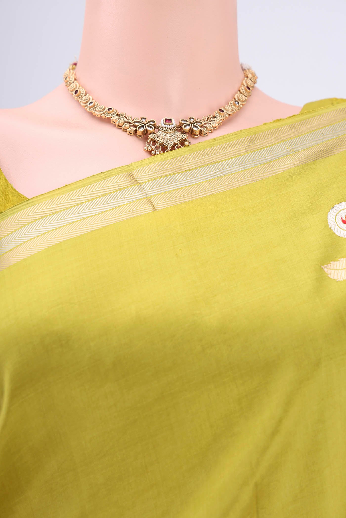 Border image of Light Green Banarasi Katan Silk Saree with Zari Butta on the body and Zari Border. 