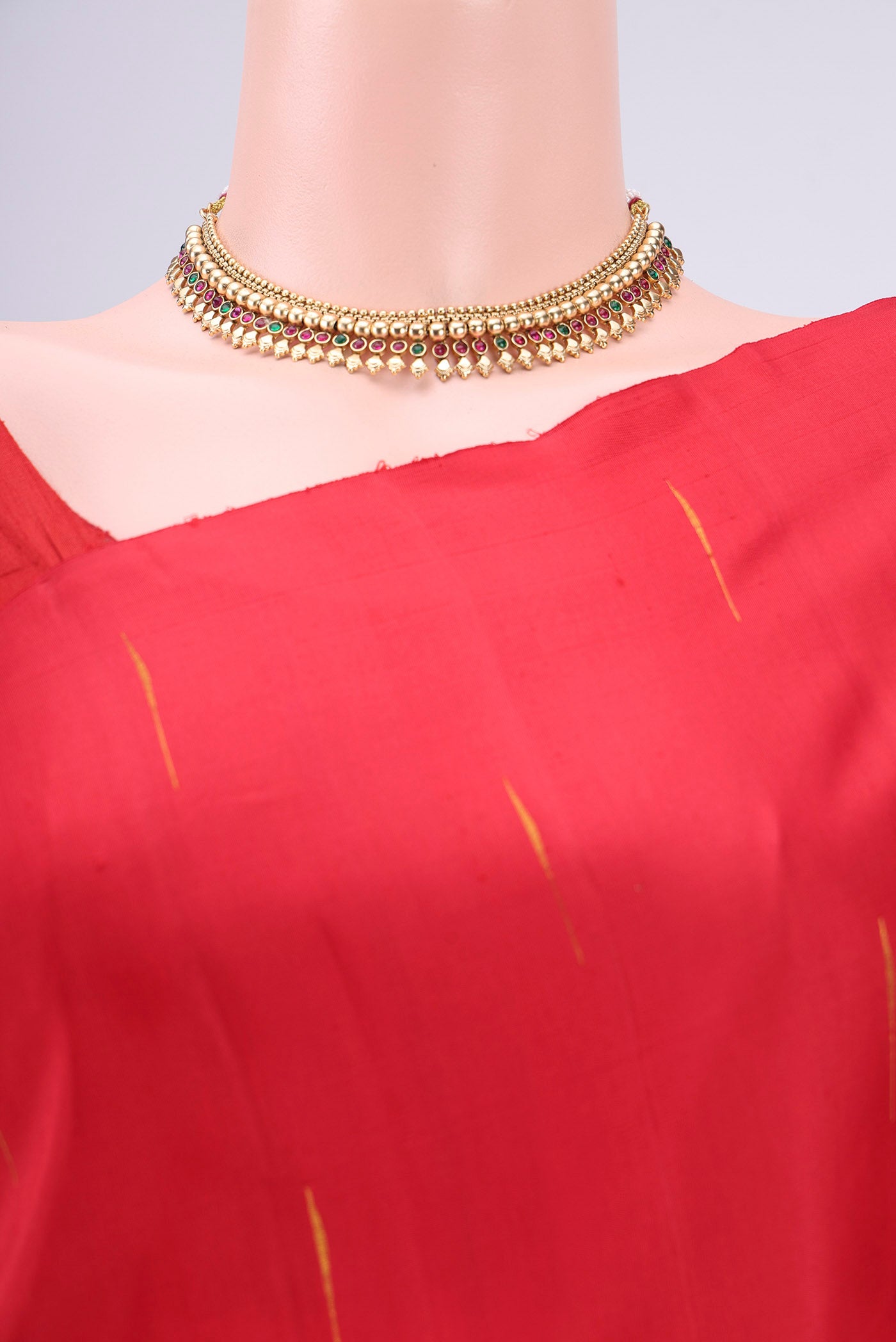 Border image of Red Dual Tone Kanjivaram Silk Saree with Zari Brocade on the body and Temple Border. 