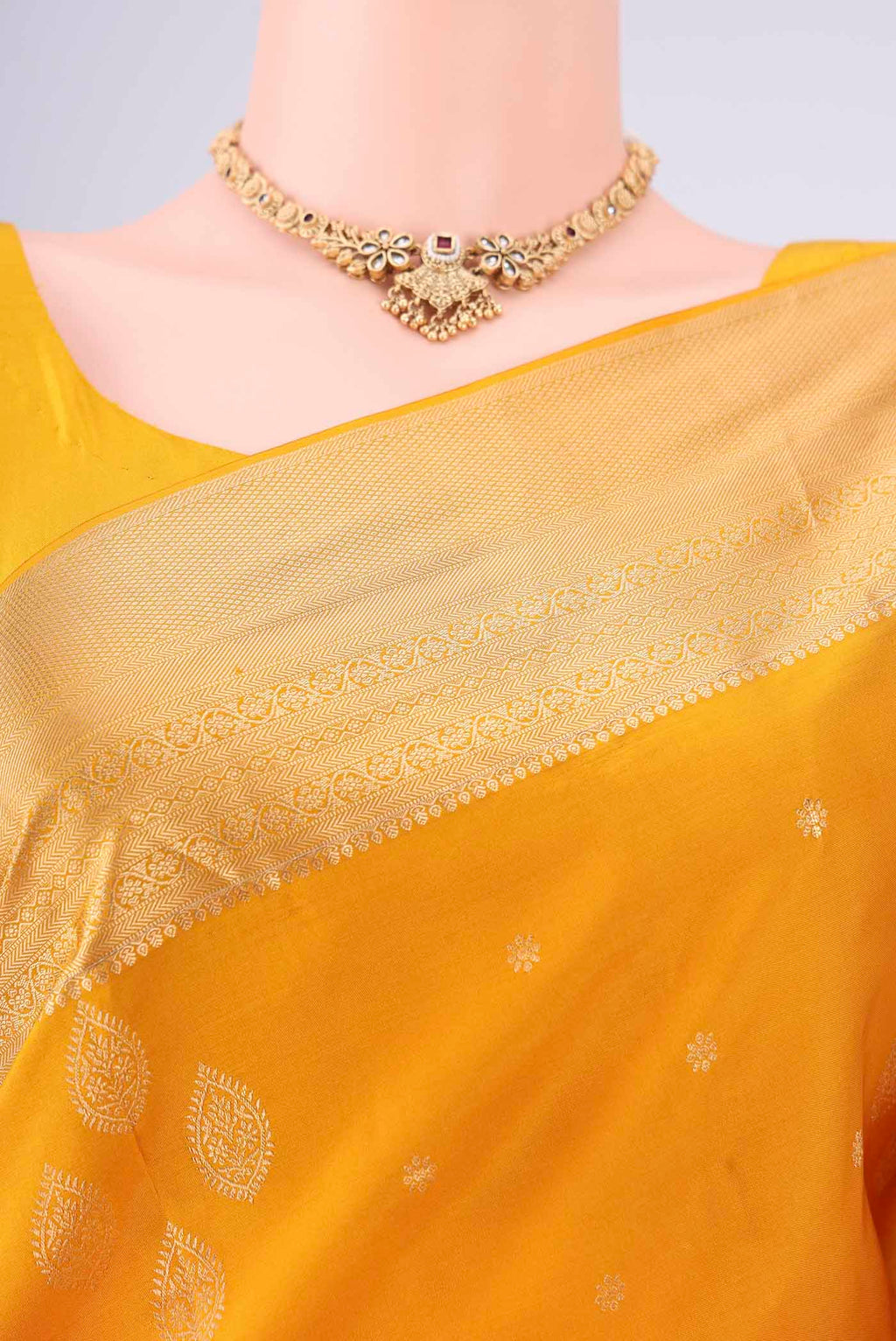 Border image of Mustard Dual Tone Soft Silk Saree with Zari Brocade on the body and Zari Border. 