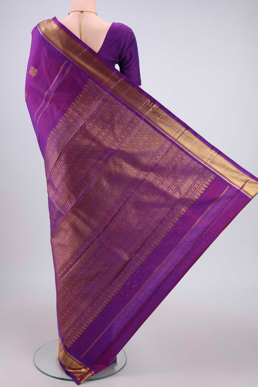 Flat view of Pure Silk Pure Zari Purple Dual Tone Kanchipuram Saree with Zari Butta on the body and Zari Border. 