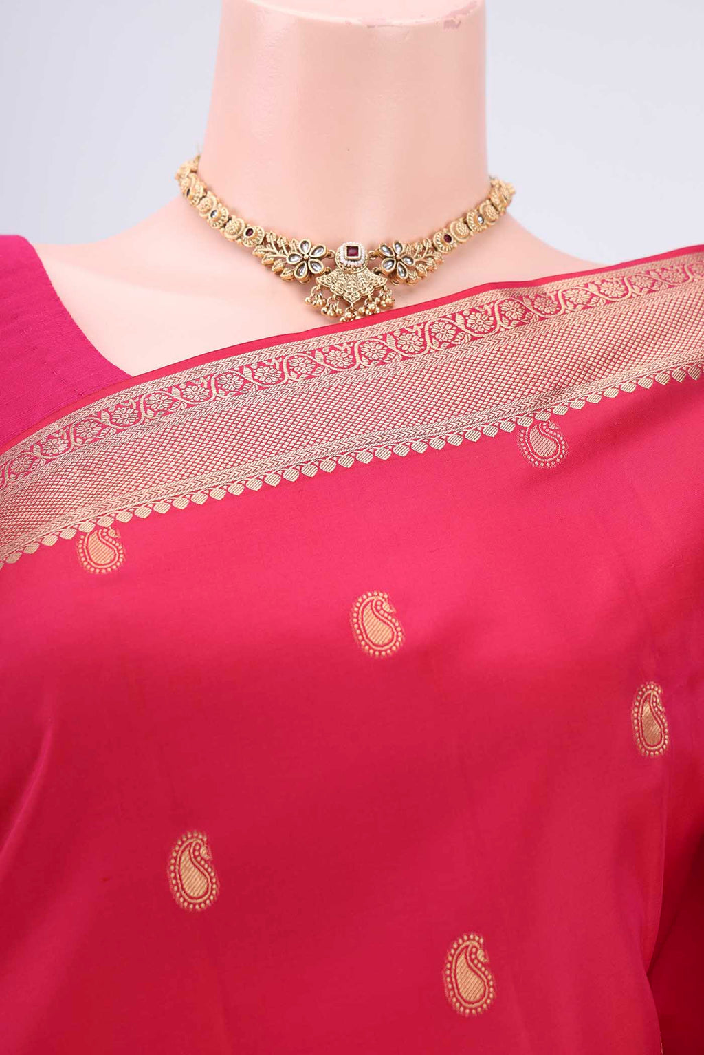 Border image of Pink Soft Silk Saree with Zari Butta on the body and Zari Border. 
