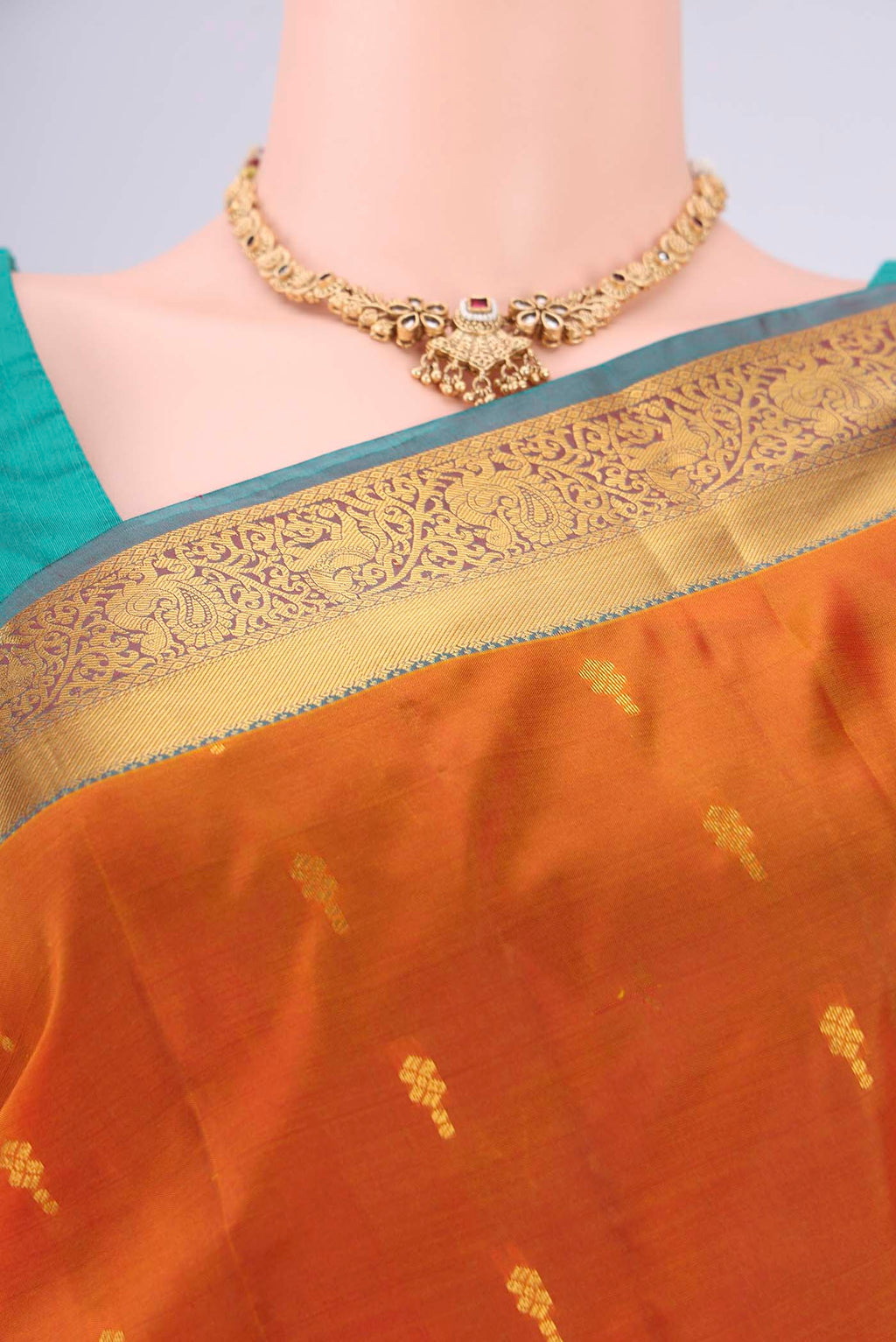 Border image of Yellow Nangavalli Silk [ Salem ] Saree with Zari Butta on the body and Zari Border. 
