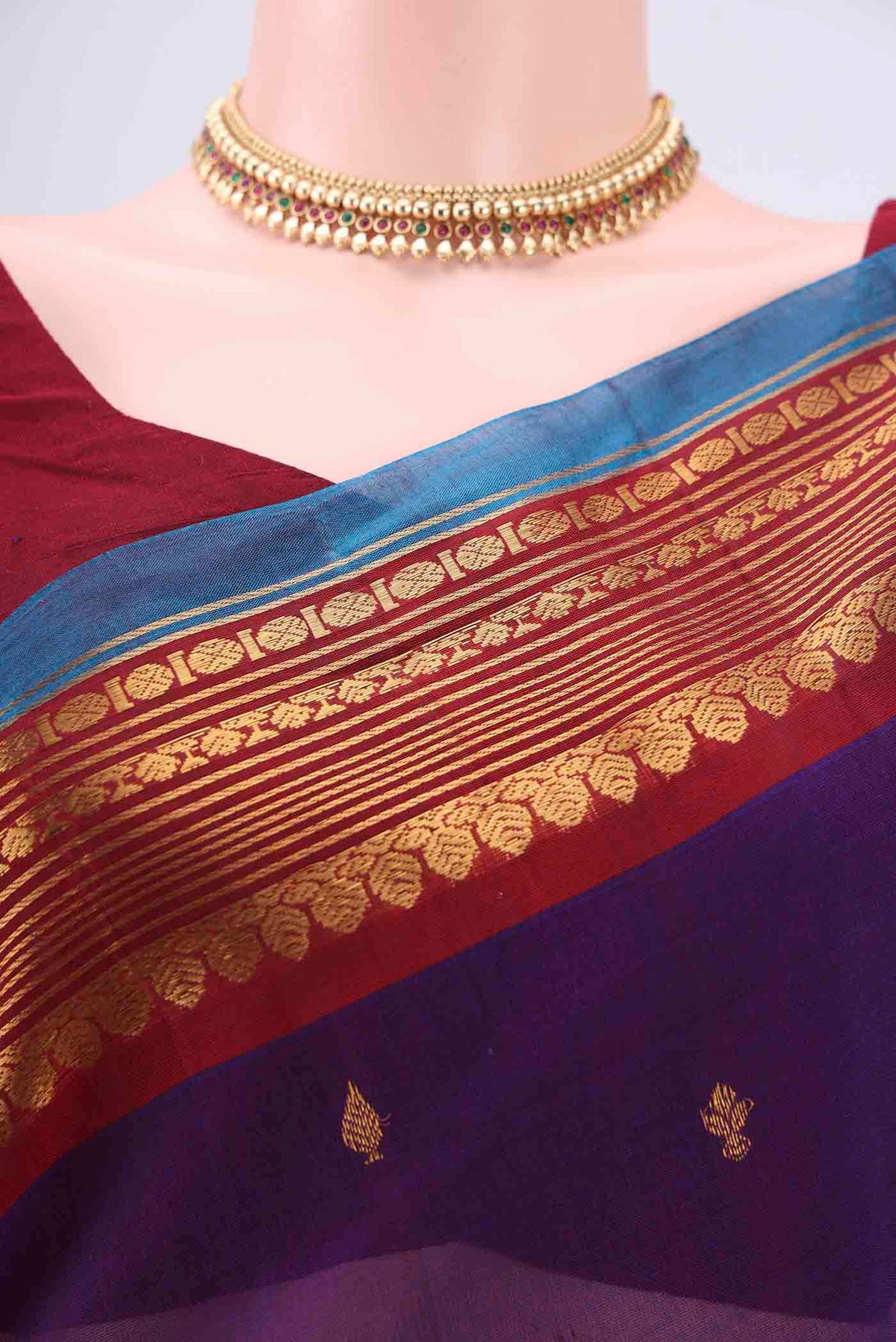 Border image of Purple Gadwal Silk Saree with Zari Butta on the body and Zari Border. 