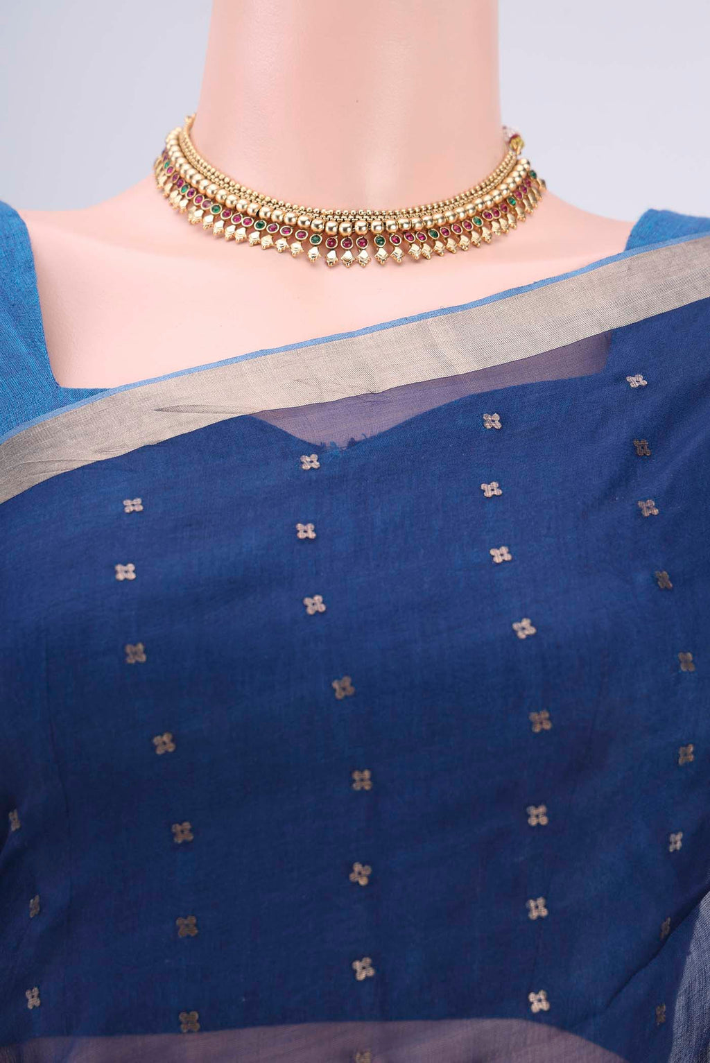 Border image of Navy Blue Kora Silk Saree with Fancy on the body and Zari Border. 