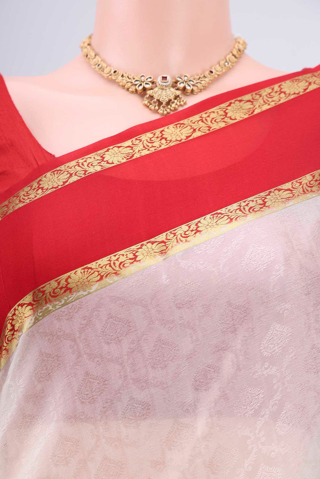 Border image of Off White Mysore Crepe Saree with Jacquard design on the body and Zari Border. 