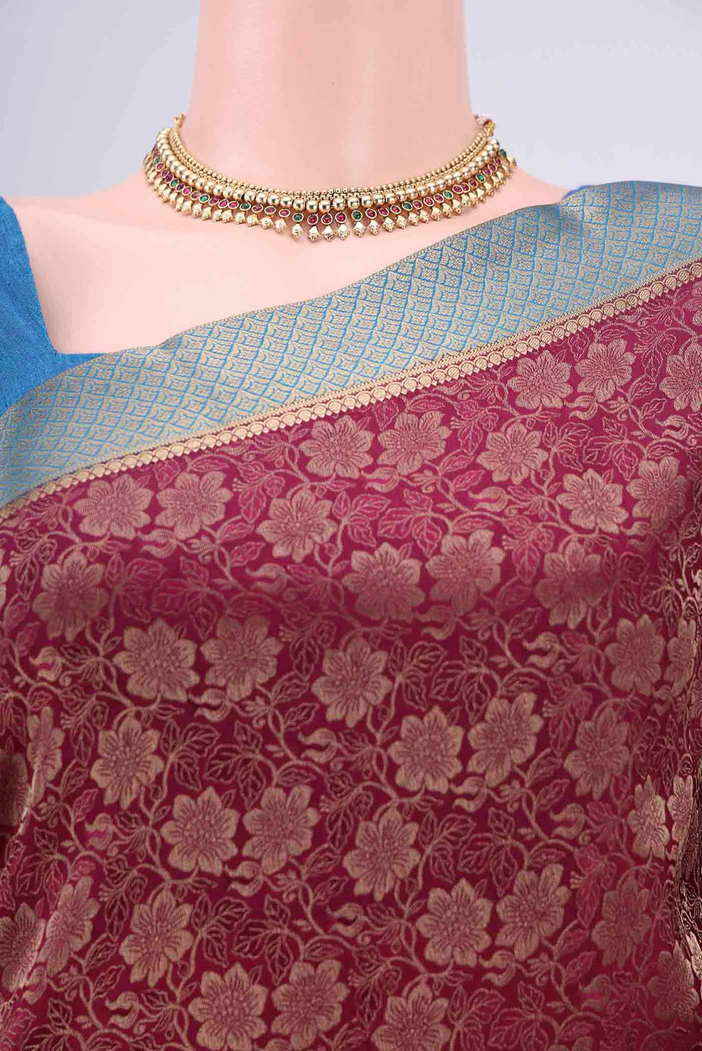 Border image of Magenta Mysore Crepe Saree with Zari Brocade on the body and Zari Border. 
