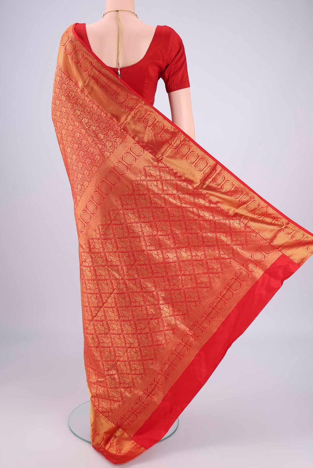Flat view of Red Bangalore Silk Saree with Zari Brocade on the body and Zari Border. 