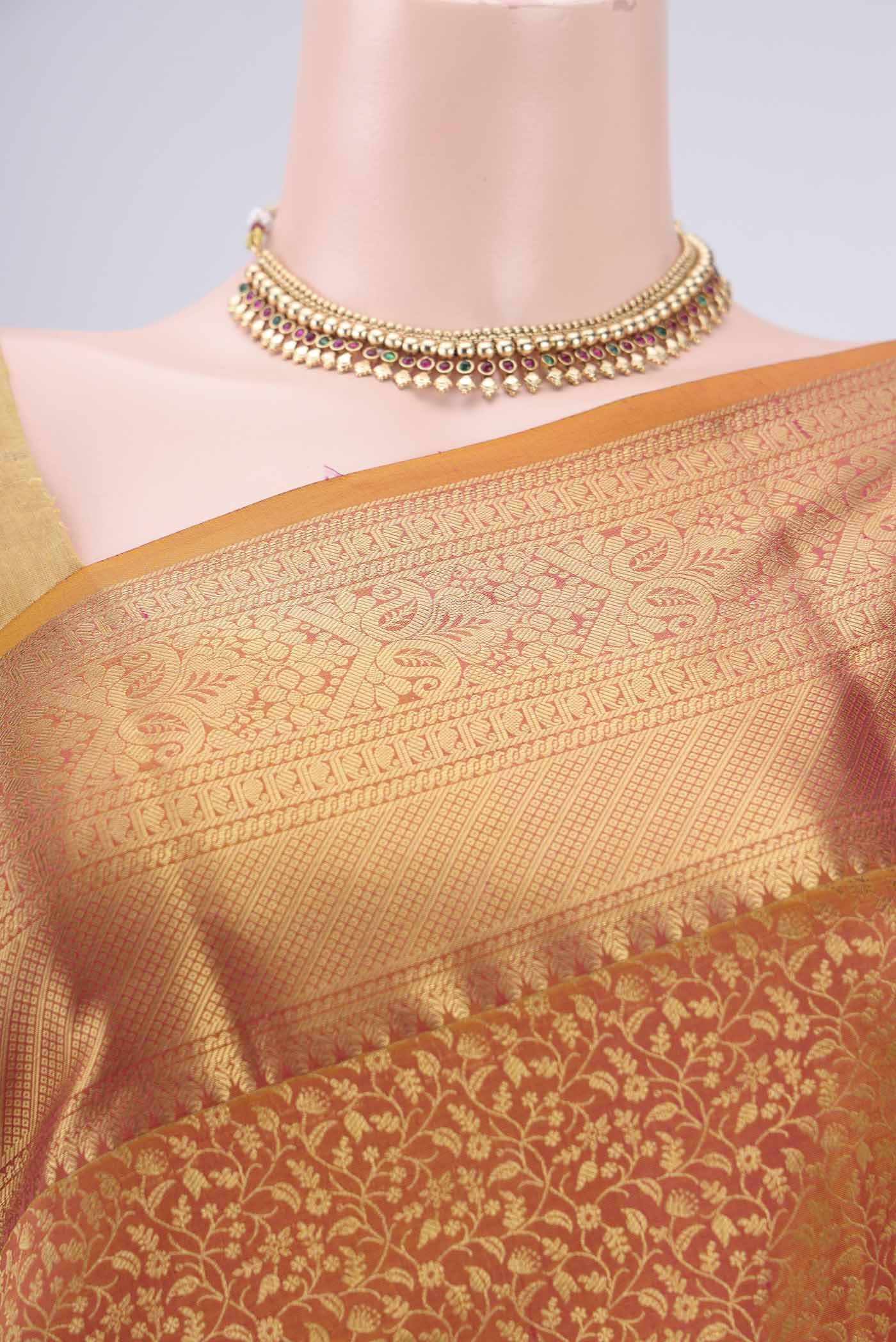 Border image of Mustard Dual Tone Bangalore Silk Saree with Zari Brocade on the body and Zari Border. 