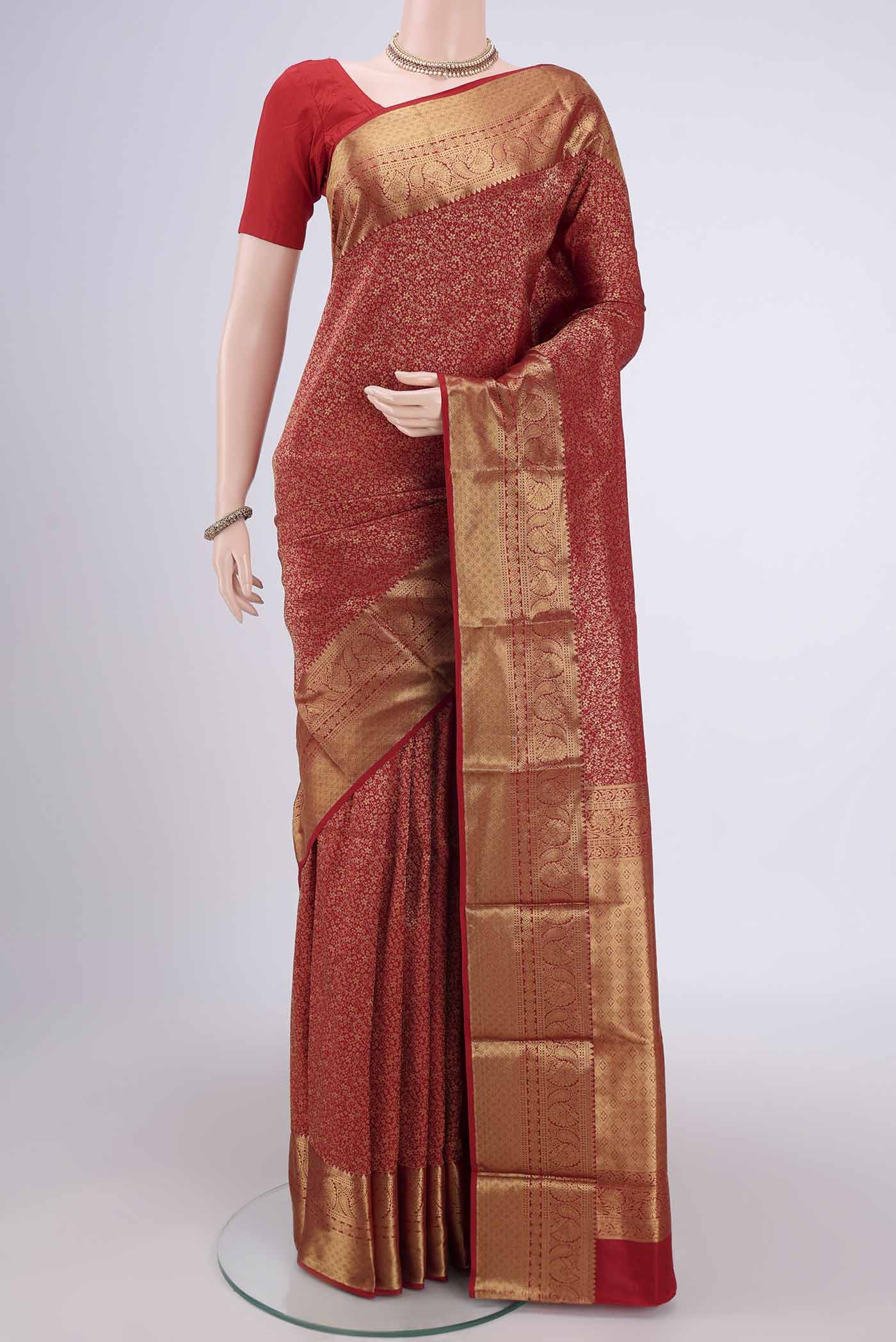 Maroon Dual Tone Bangalore Silk Saree with Zari Brocade on the body and Zari Border.  displayed on a mannequin