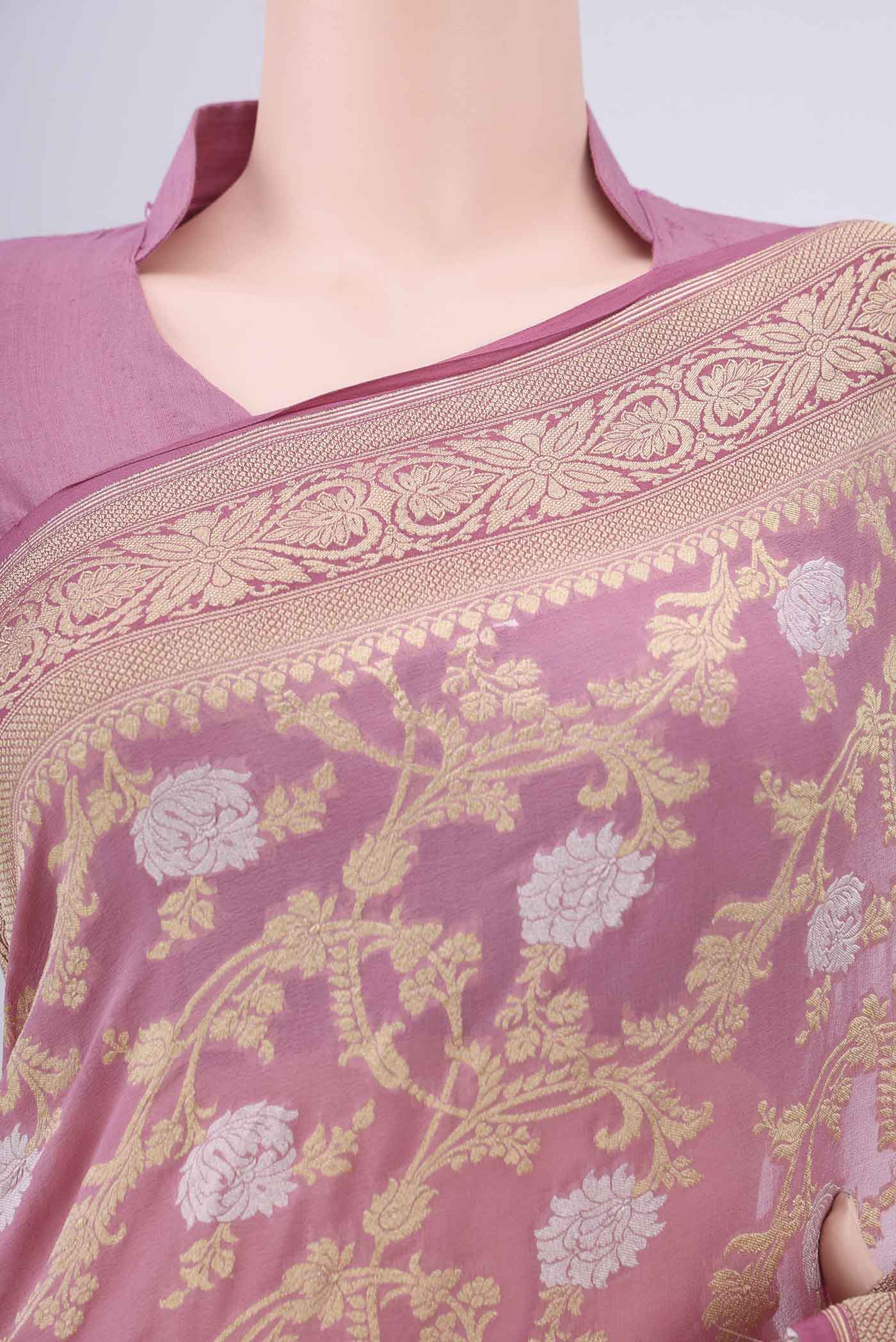 Border image of Rose Gold Banarasi Georgette Saree with Zari Brocade on the body and Zari Border. 