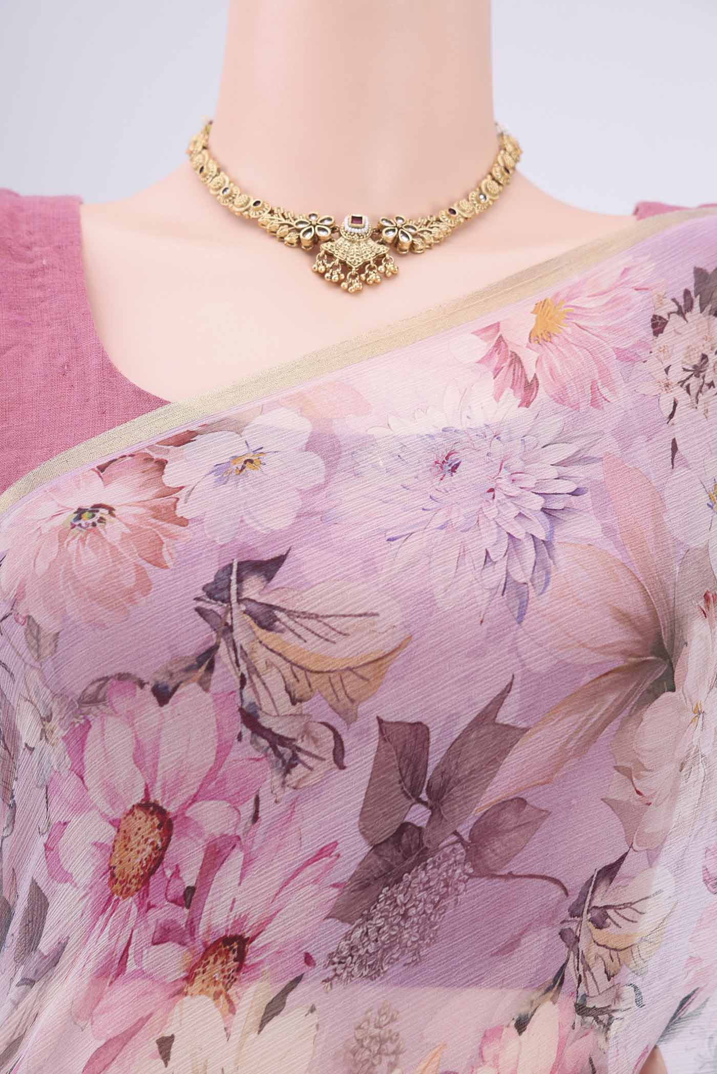 Border image of Rose pink Mysore Chiffon Saree with Floral Print on the body and Thin Zari Line. 