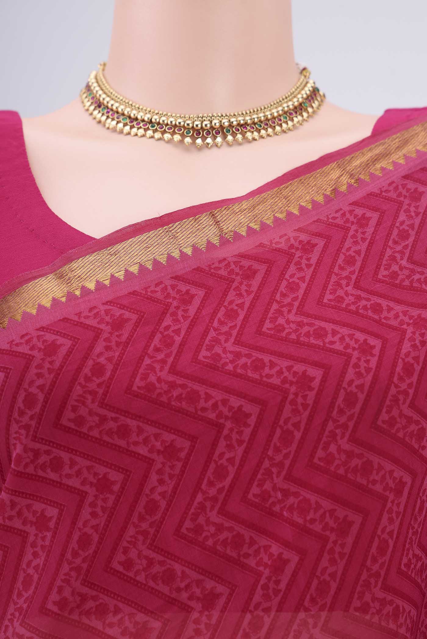 Border image of Dark Pink Mangalagiri Cotton Saree with Printed design on the body and Zari Border. 