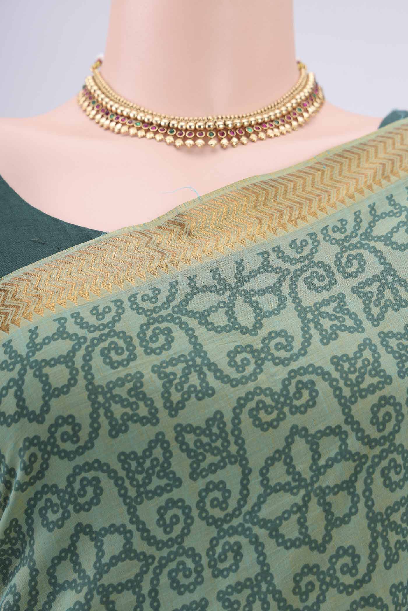 Border image of Light Green Mangalagiri Cotton Saree with Printed design on the body and Zari Border. 
