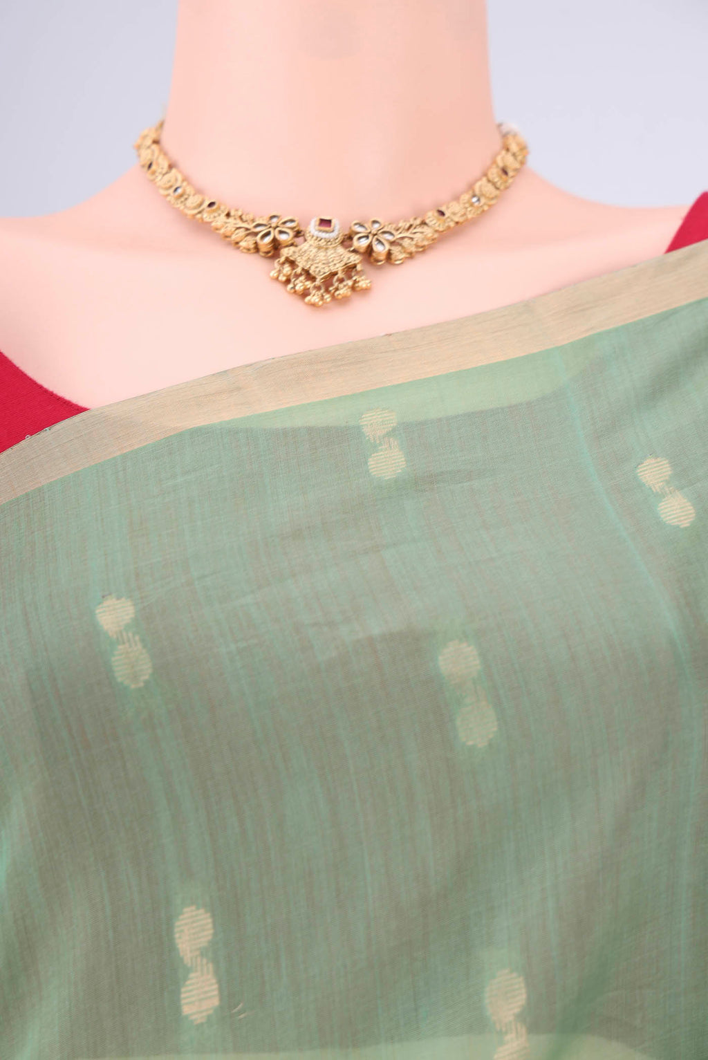 Border image of Sea Green Silk Cotton Saree with Zari Brocade on the body and Zari Border. 