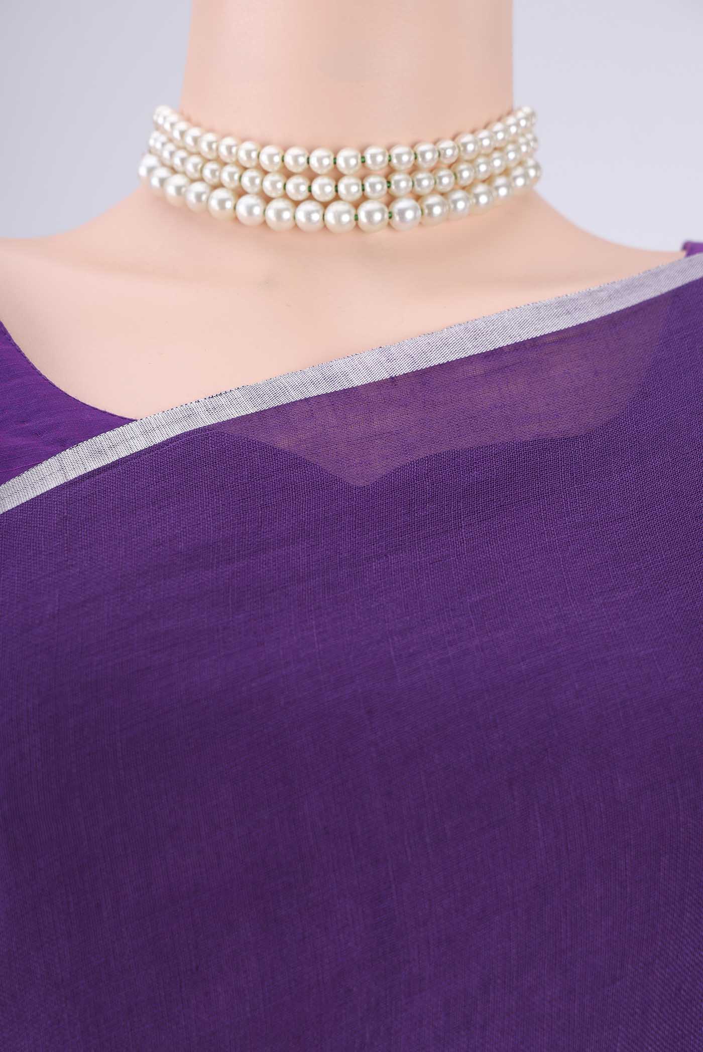 Border image of Violet Linen Saree with Half And Half on the body and Thin Zari Line. 