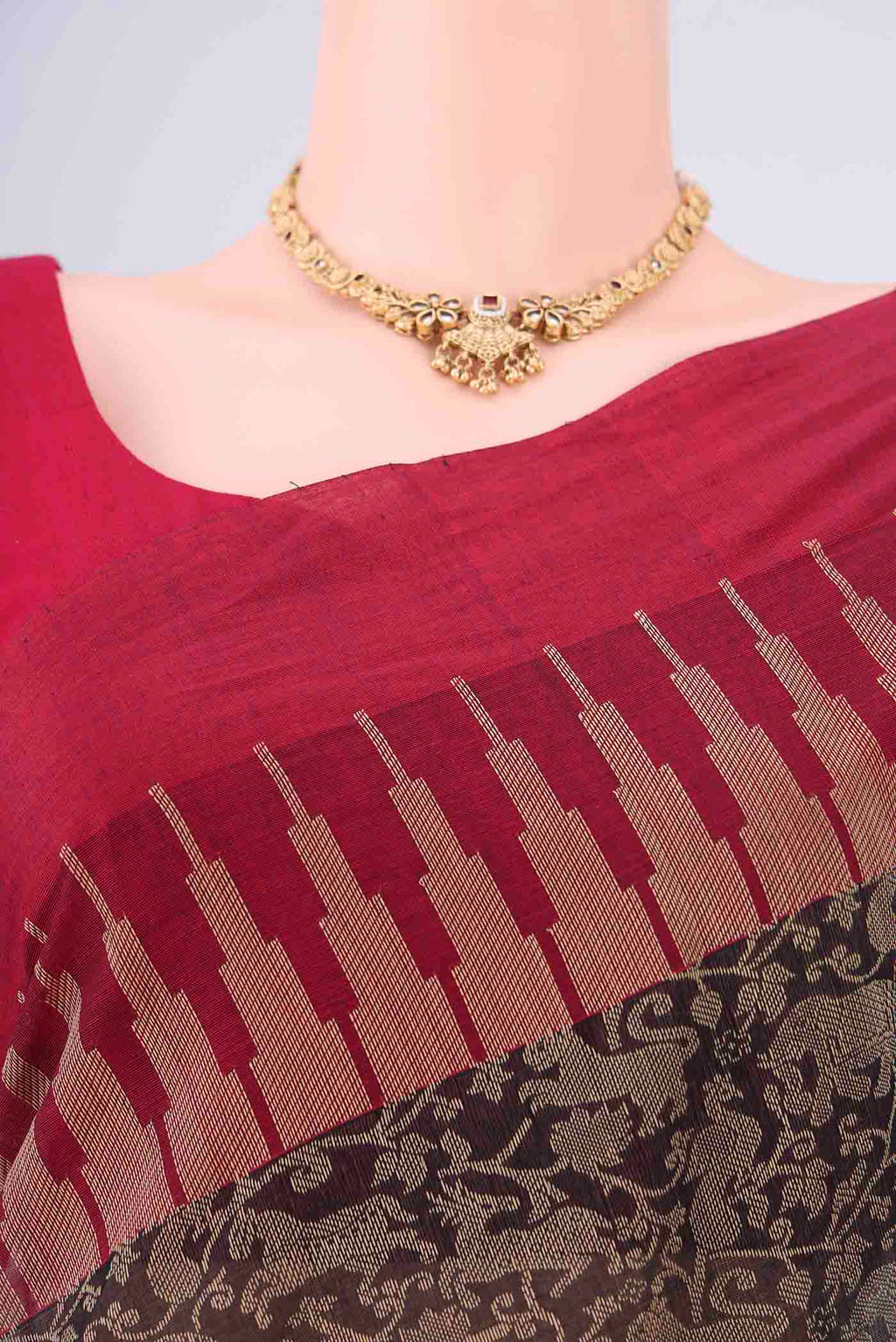 Border image of Black Kanchi Cotton Saree with Animal Print on the body and Zari Border. 